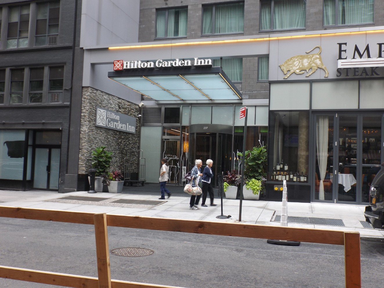 Hilton 