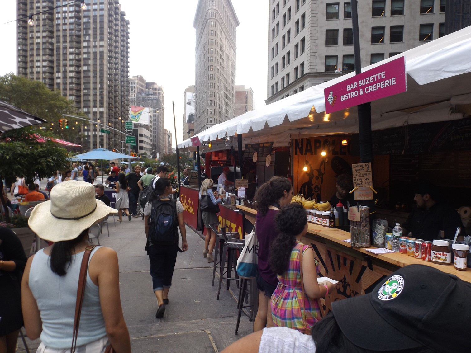 Marché devant le flatiron